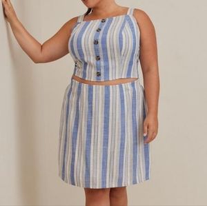 Torrid Plus Size 2 Blue Linen Skirt and Crop Top